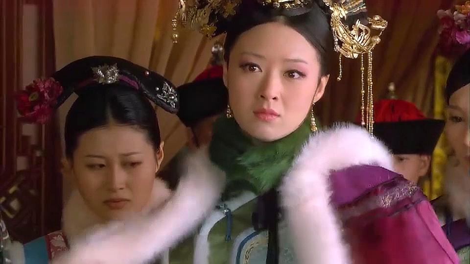32012年3月26日《后宫甄传》:蒋欣饰演华妃,该剧是讲述甄从一王传君的古装电视图片