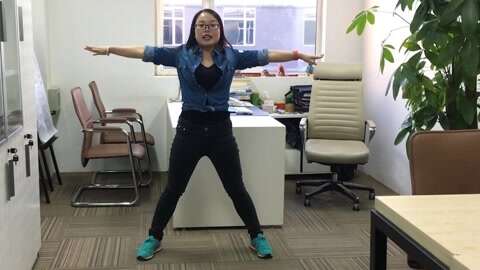 女人-拯救v女人操伸展ola女人瑜伽瘦身照样燃脂5办公室上班小经期视频运动减肥吗身材好图片