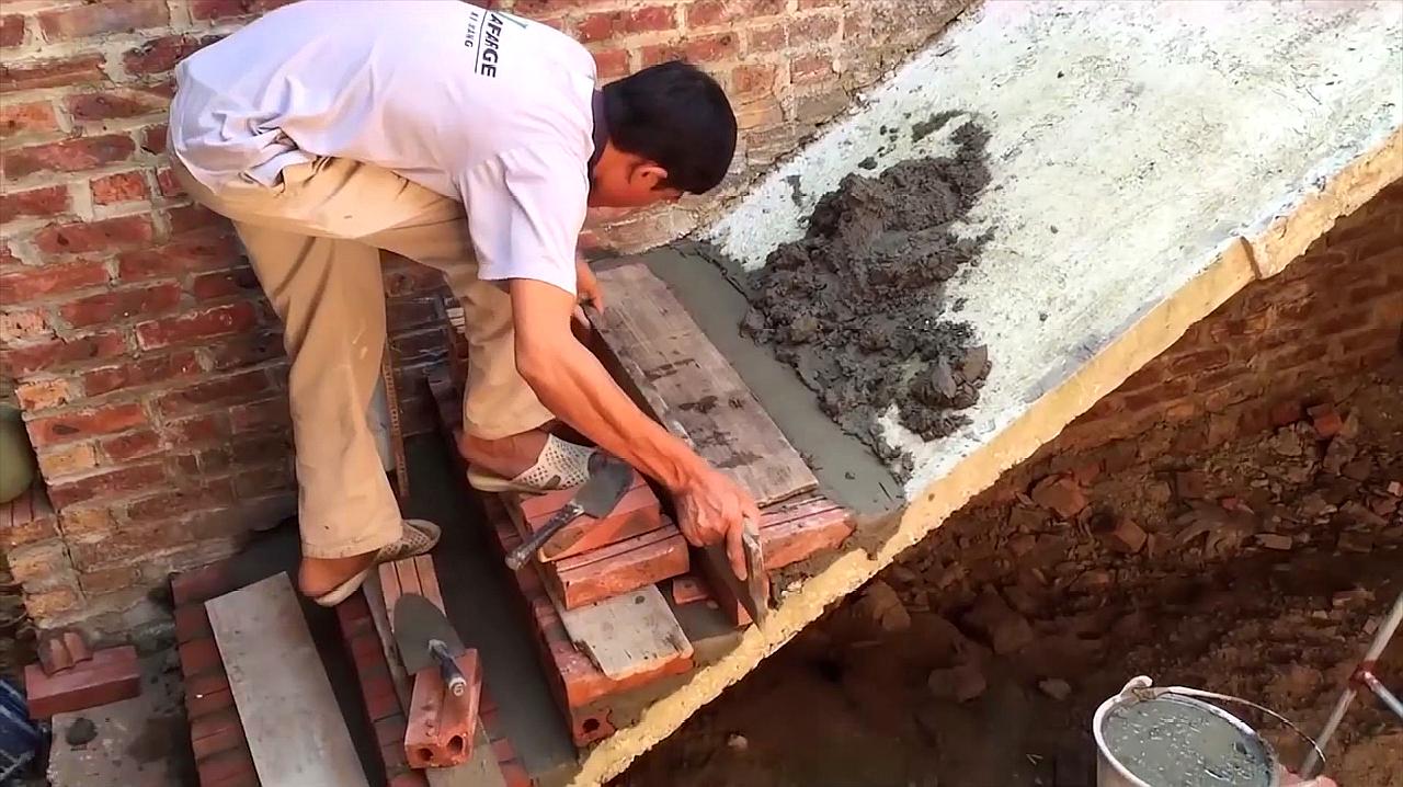 农村自建房建楼梯,看上去就很结实,和我想的不一样