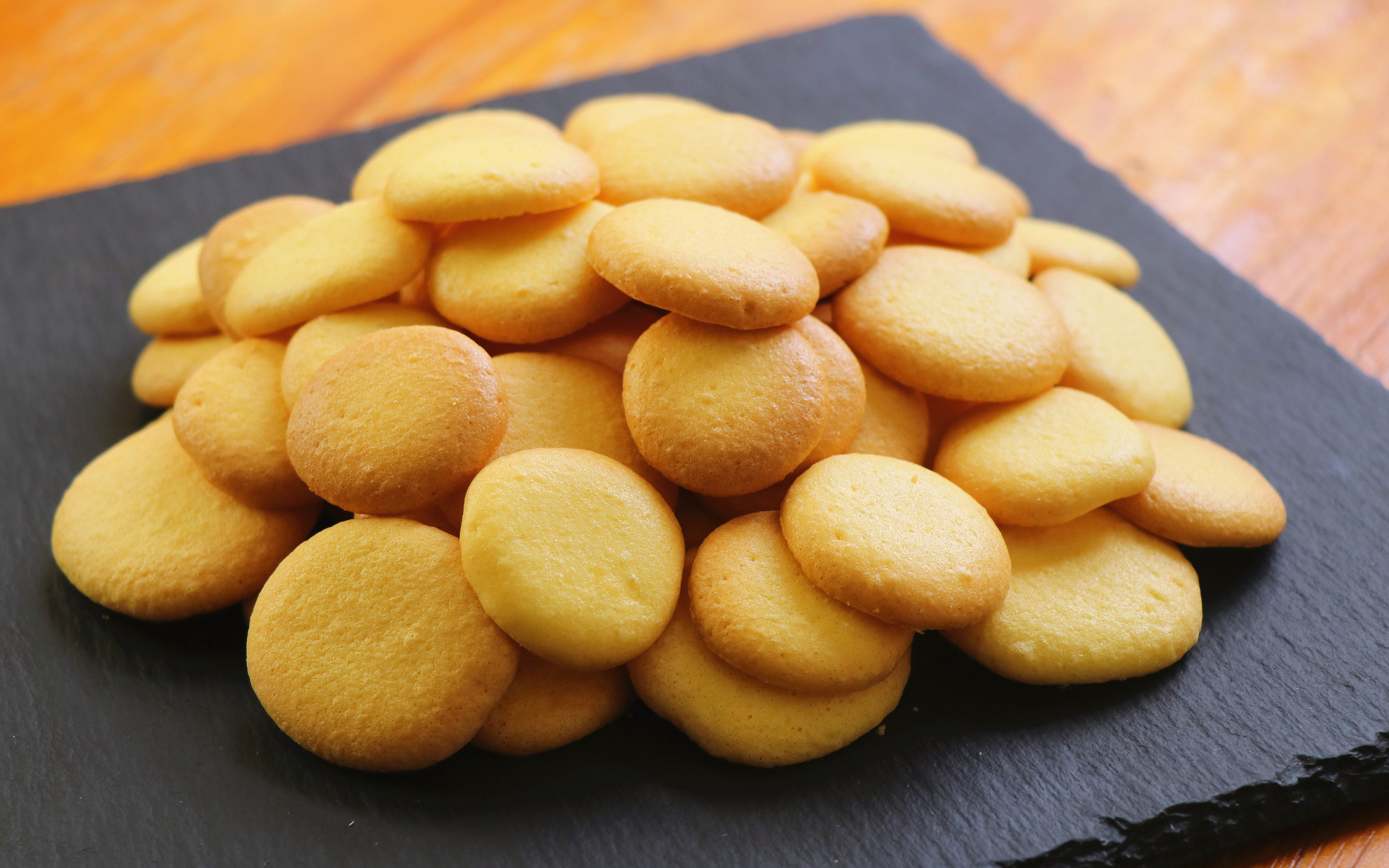 「小饼干」酥香可口,入口即化的小零食,做法简单易操作,食材家家户户