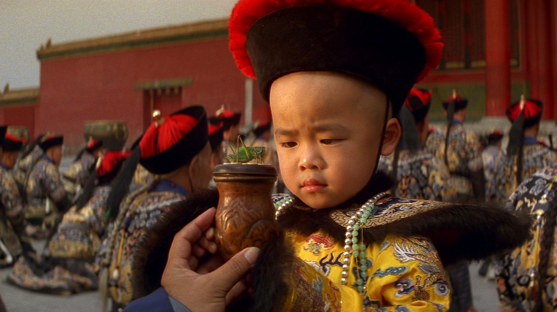 91987年《末代皇帝》:该片讲述了中国最后一个皇帝爱新觉罗·溥仪从