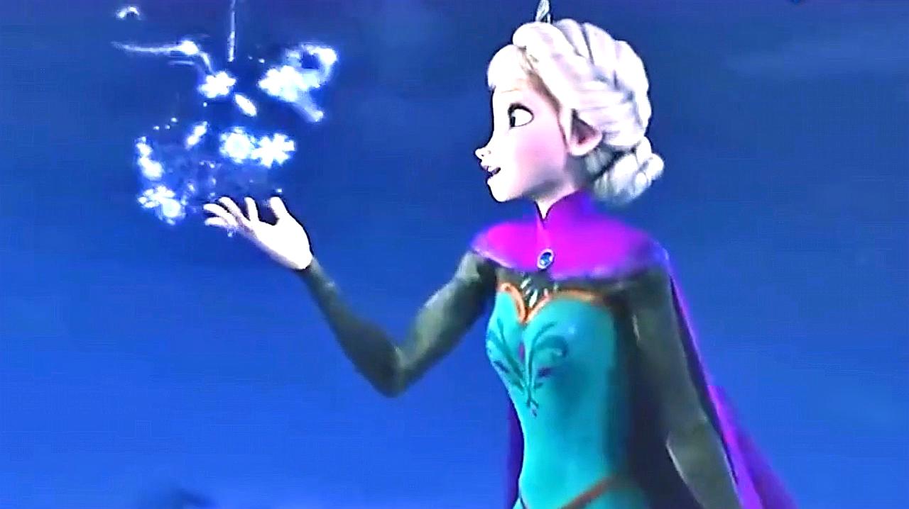 冰雪奇缘:冰雪女王,在雪中唱歌!
