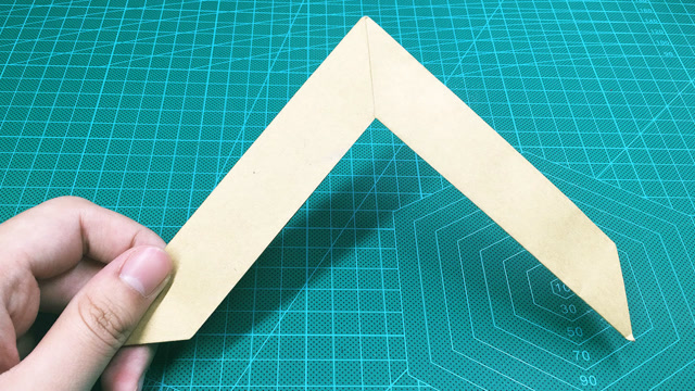 三角回旋镖的折法图片