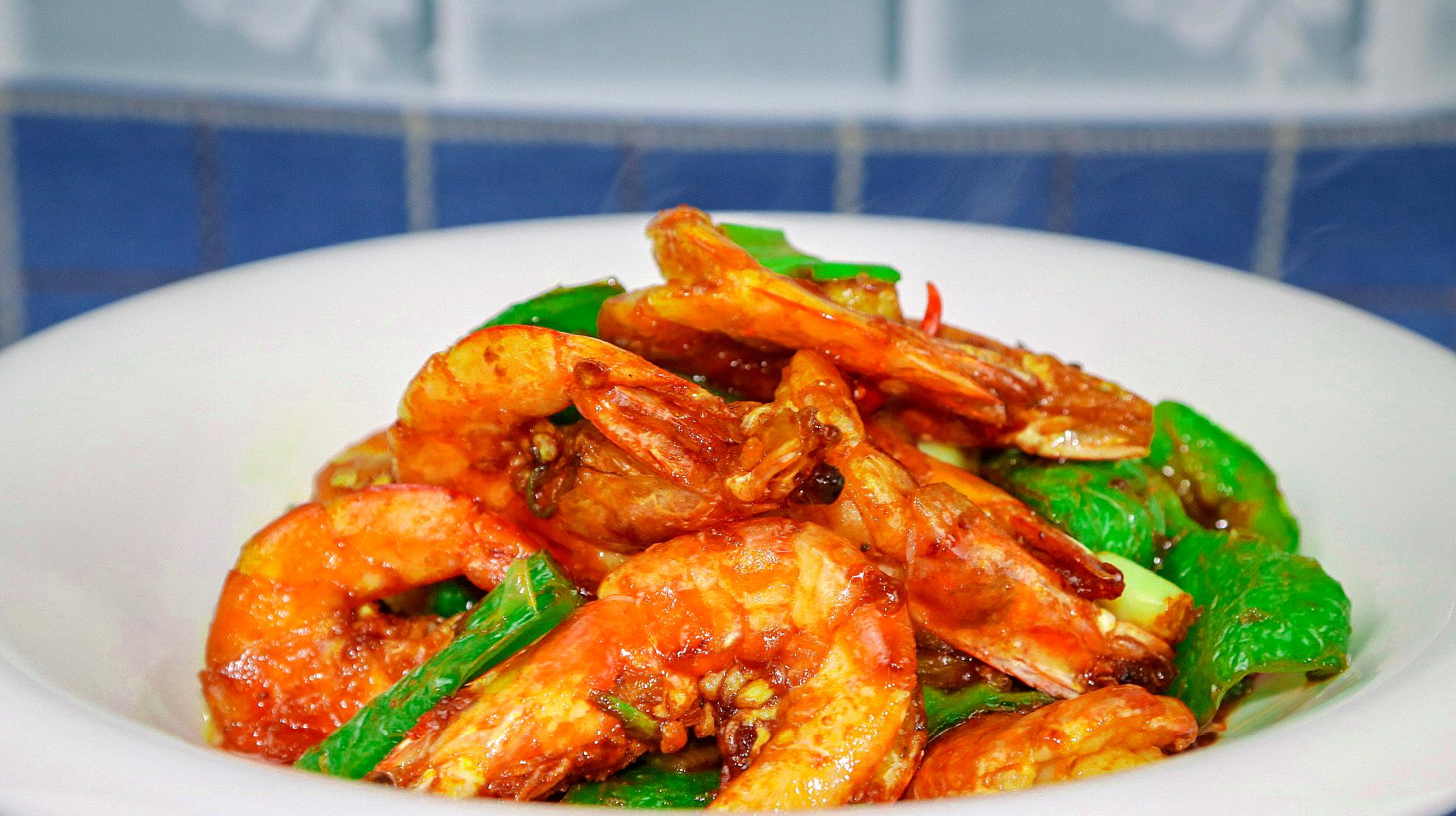 大虾怎样吃才过瘾,试试这个家常做法,香辣开胃又下饭,收藏了