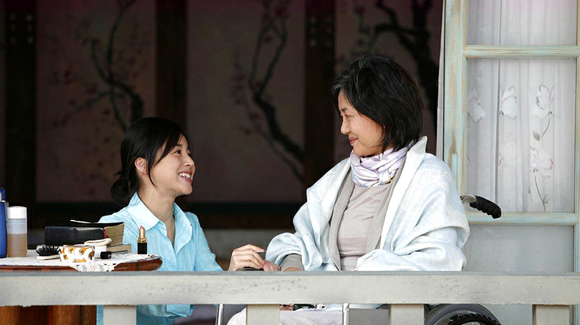 夜晚三点半:几分钟看完韩国恐怖电影《老师的恩惠》