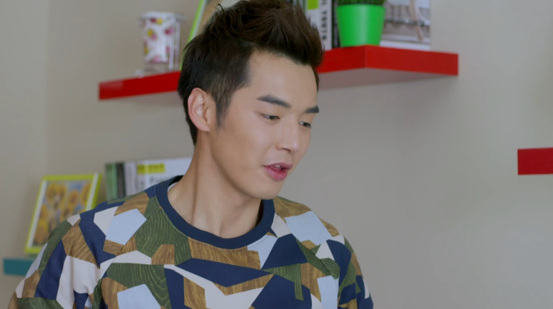 神犬小七:艾亮盯着丁院长发呆,小七反应亮了