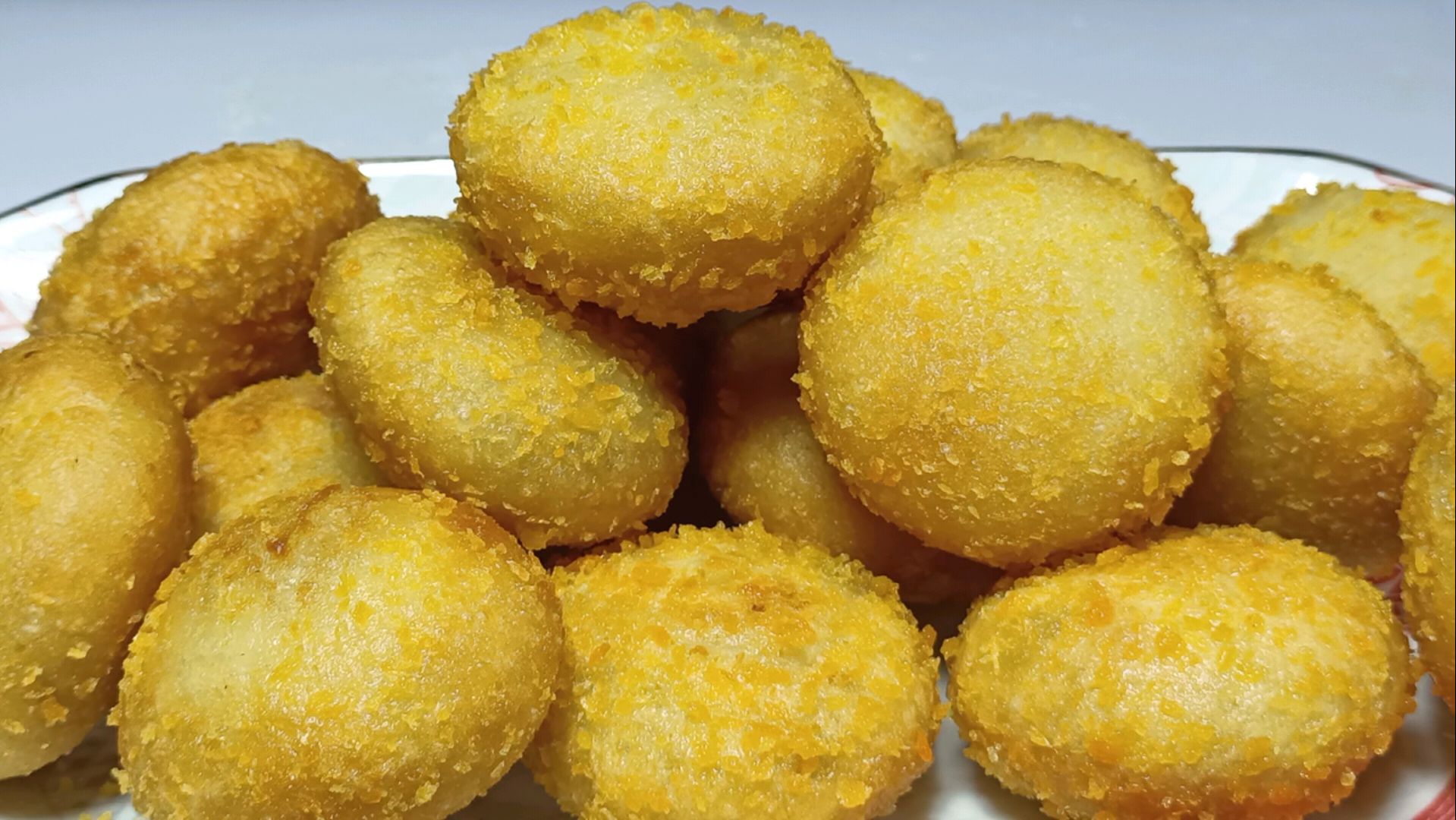 爱吃糯米粉一定要收藏,教你最好吃的做法,外酥里软,越吃越香