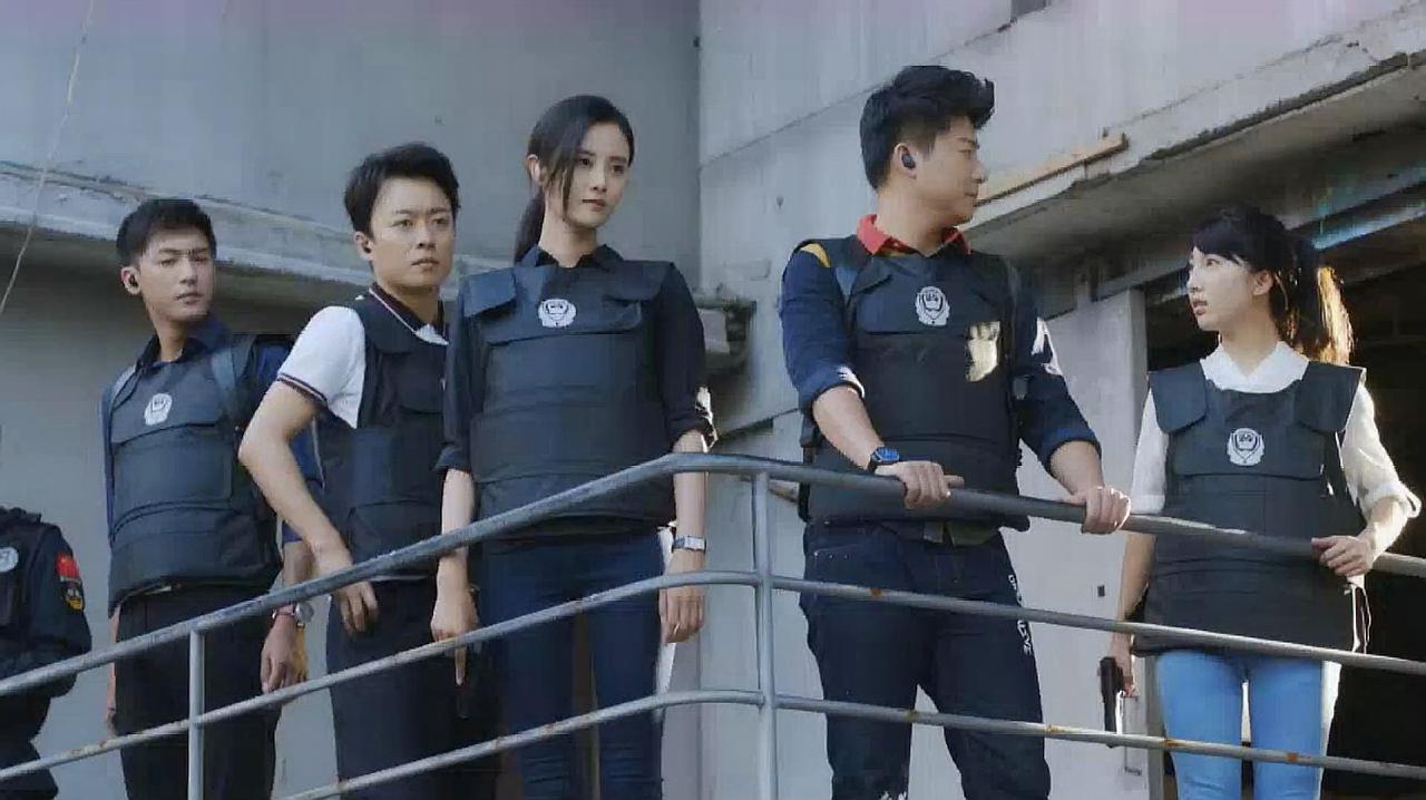 青春励志剧《学警旋风》精彩片段合集,刘潮隋雨蒙领衔警校风云