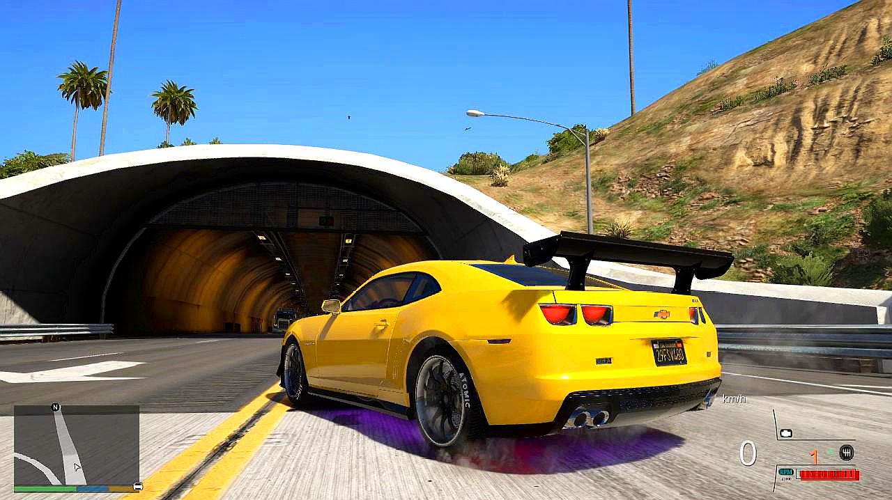 gta5:雪佛兰跑车过隧道,一不小心把车开进海里面