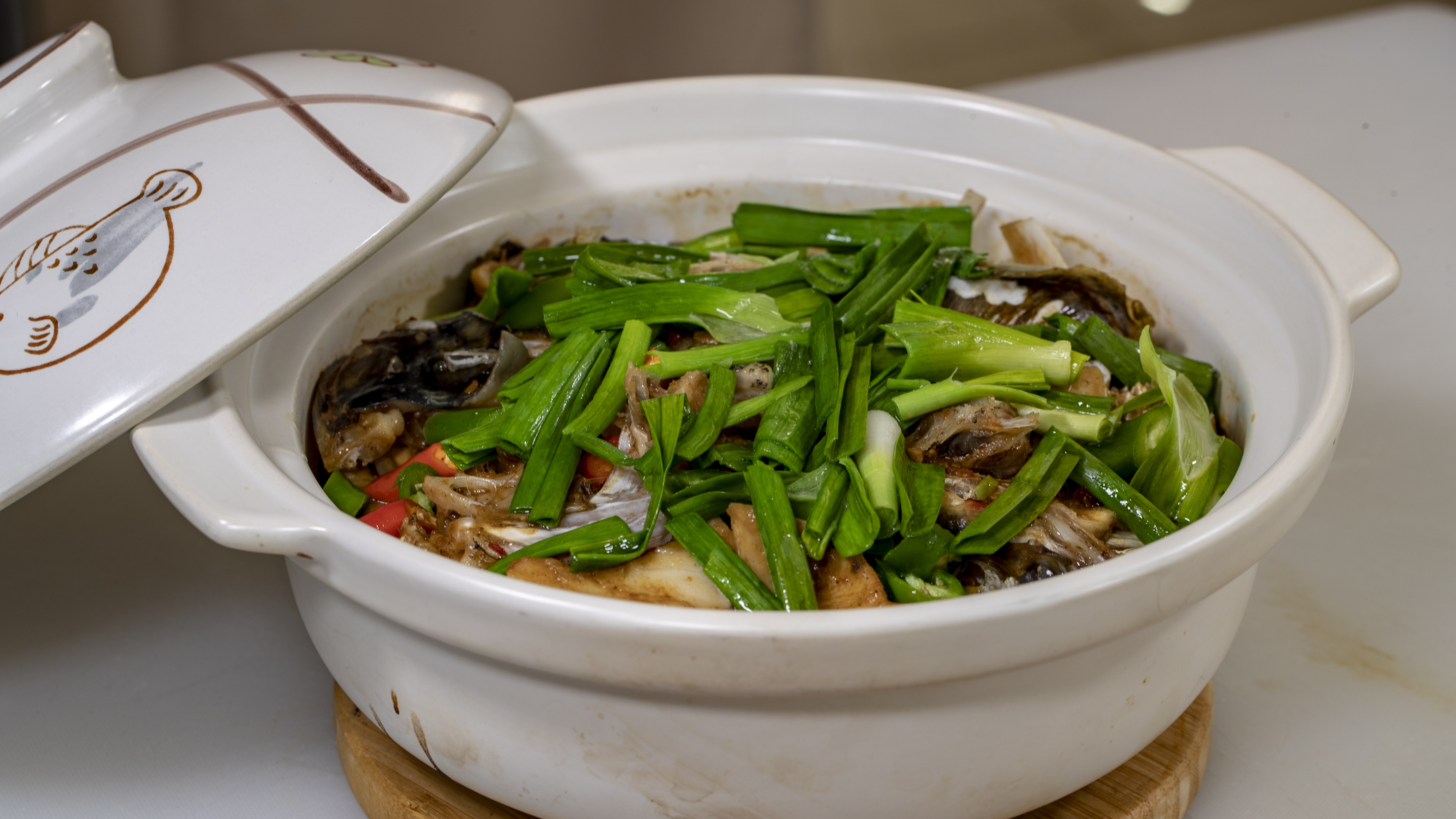 广式砂锅焗鱼头图片