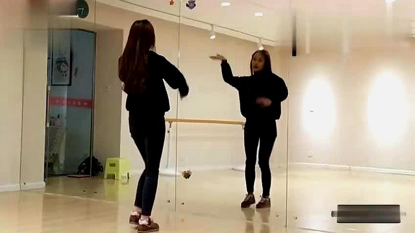 美女《panama》舞蹈教学视频简单易学