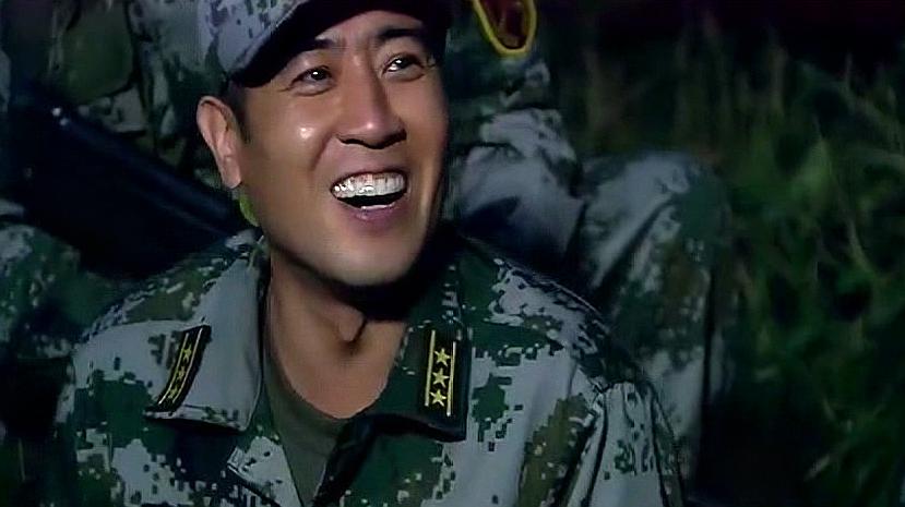 我是特种兵之利刃出鞘:何晨光王艳兵弹弓打飞机,团长的话太搞笑