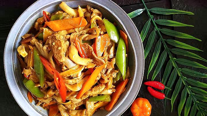 鲜蘑炒肉,一道非常下饭的家常菜简单易学,一学就会