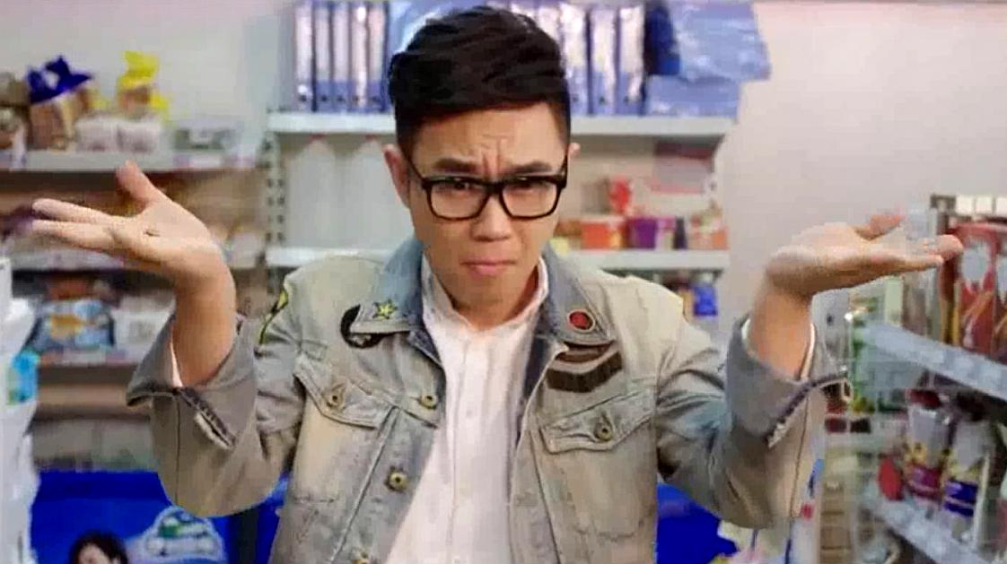 煎饼侠:大鹏在超市拍戏,竟然引来了警察,再次引起了舆论