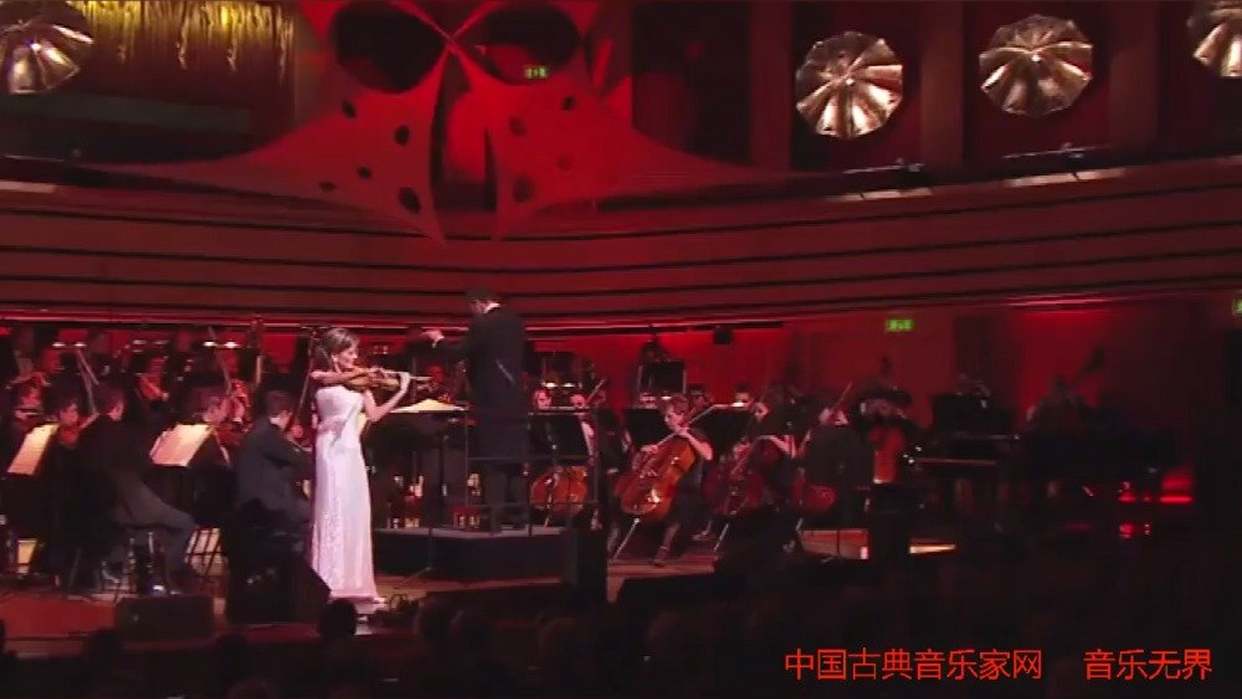 探戈舞曲中的皇冠:Por Una Cabeza,舞不尽的探戈是人生!一步之遥(西班牙语:Por una Cabeza)是一首著名的西班牙语探戈歌曲,提琴曲《  Por Una Cabeza 》。中文翻译名为《一步之遥》,1935年由阿根廷歌手卡洛斯·葛戴尔作曲,亚法多·勒佩拉作词完成。西班牙语中的“Por  una Cabeza ...