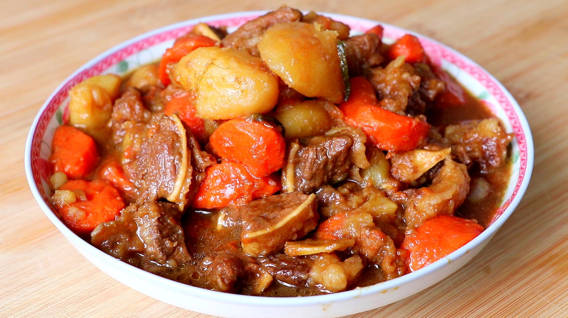 这才是牛腩最好吃的做法