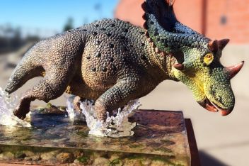 10:45kayakasaurus/ 制作犹他角龙小场景简介:youtube by kayaka