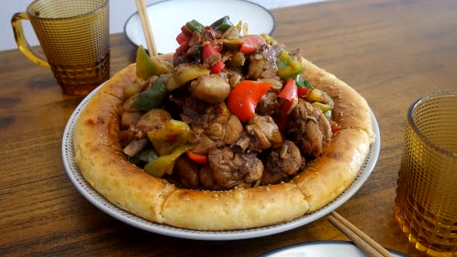 馕包肉(大盘鸡)