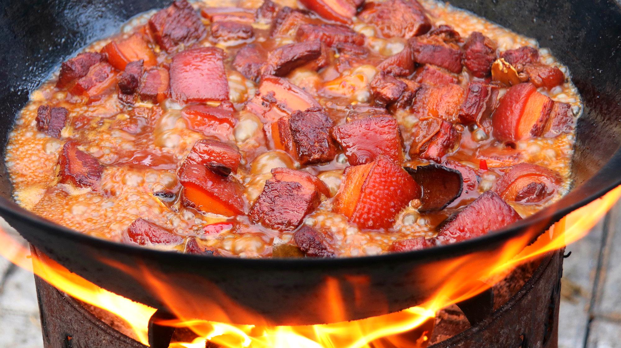 吃了这么多年的红烧肉,论吃红烧肉我只服他,高手!