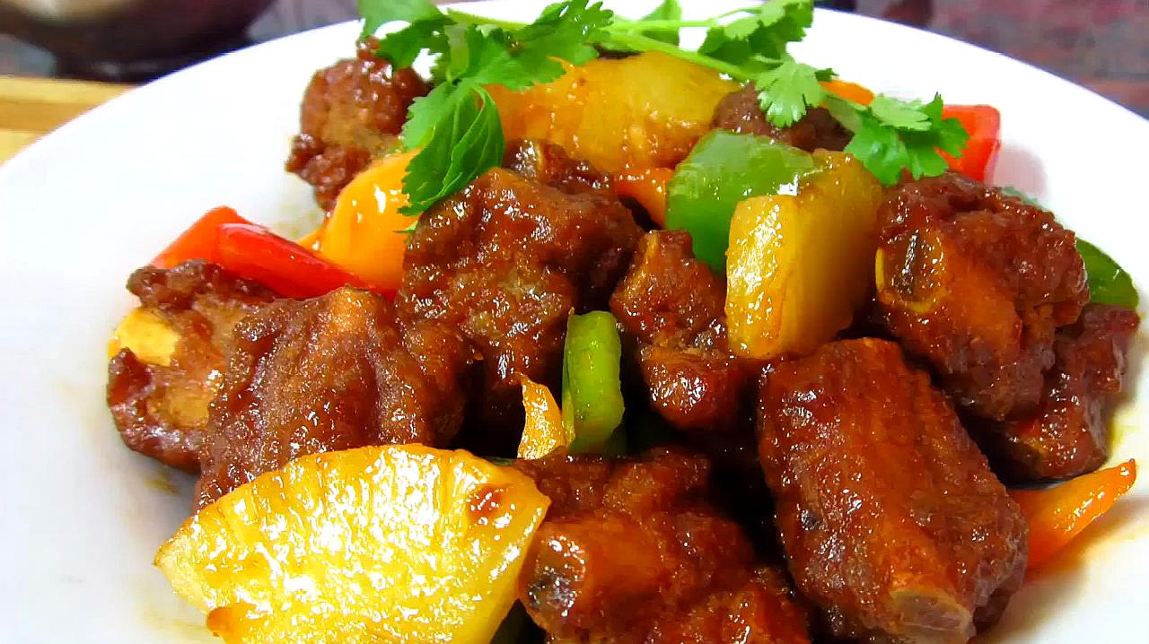 这道菠萝酸甜排骨家常菜,酸甜可口,解腻开胃,好吃到哭!