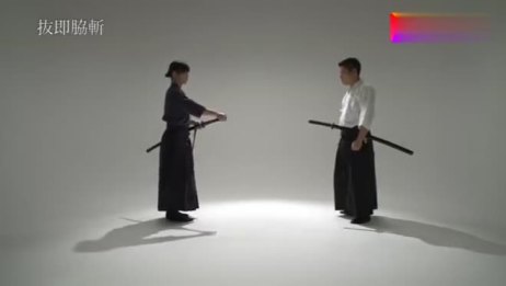 居合拔刀术 慢速看日本剑术如何快速出招 日本古剑术的一刀致命 爱言情