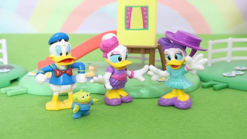 趣盒子玩具大侠  米奇妙妙屋:真假黛西借东西玩具故事