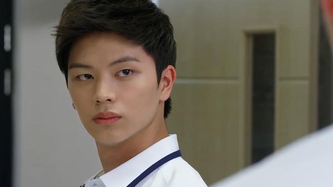 推荐十部值得一看的高分韩剧,下饭必备!