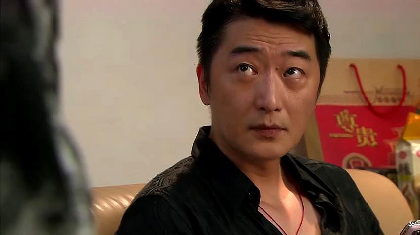 便衣支队:尚峰来到蔡丁丁父亲的病房,结果遭到了她的驱赶