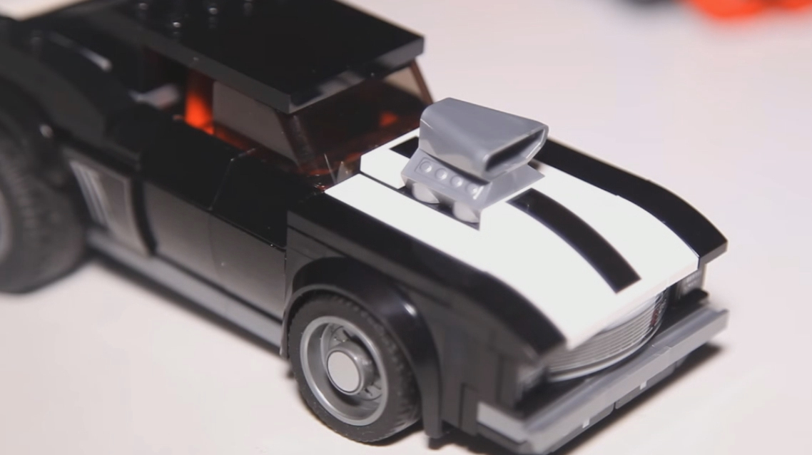 嗷鸠宝宝:彩色跑车视频