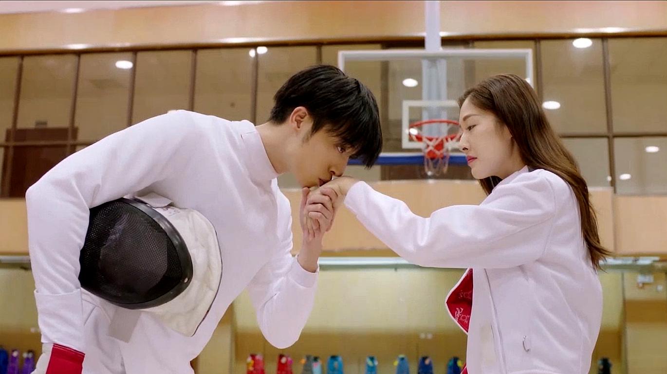 推荐8部甜蜜爱情影视剧,看完立马想谈恋爱了