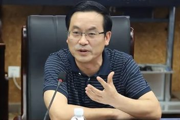 重庆市委组织部副部长被查_百度视频搜索
