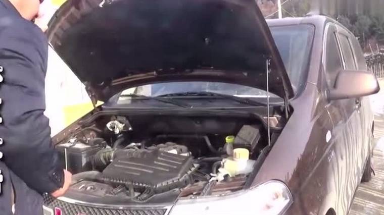 车里没玻璃水还能开吗 百度