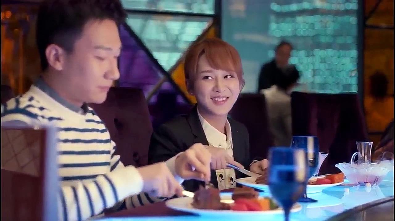 欢乐颂2:最简单的人最幸福!莹莹和应勤吃饭,全程喜滋滋