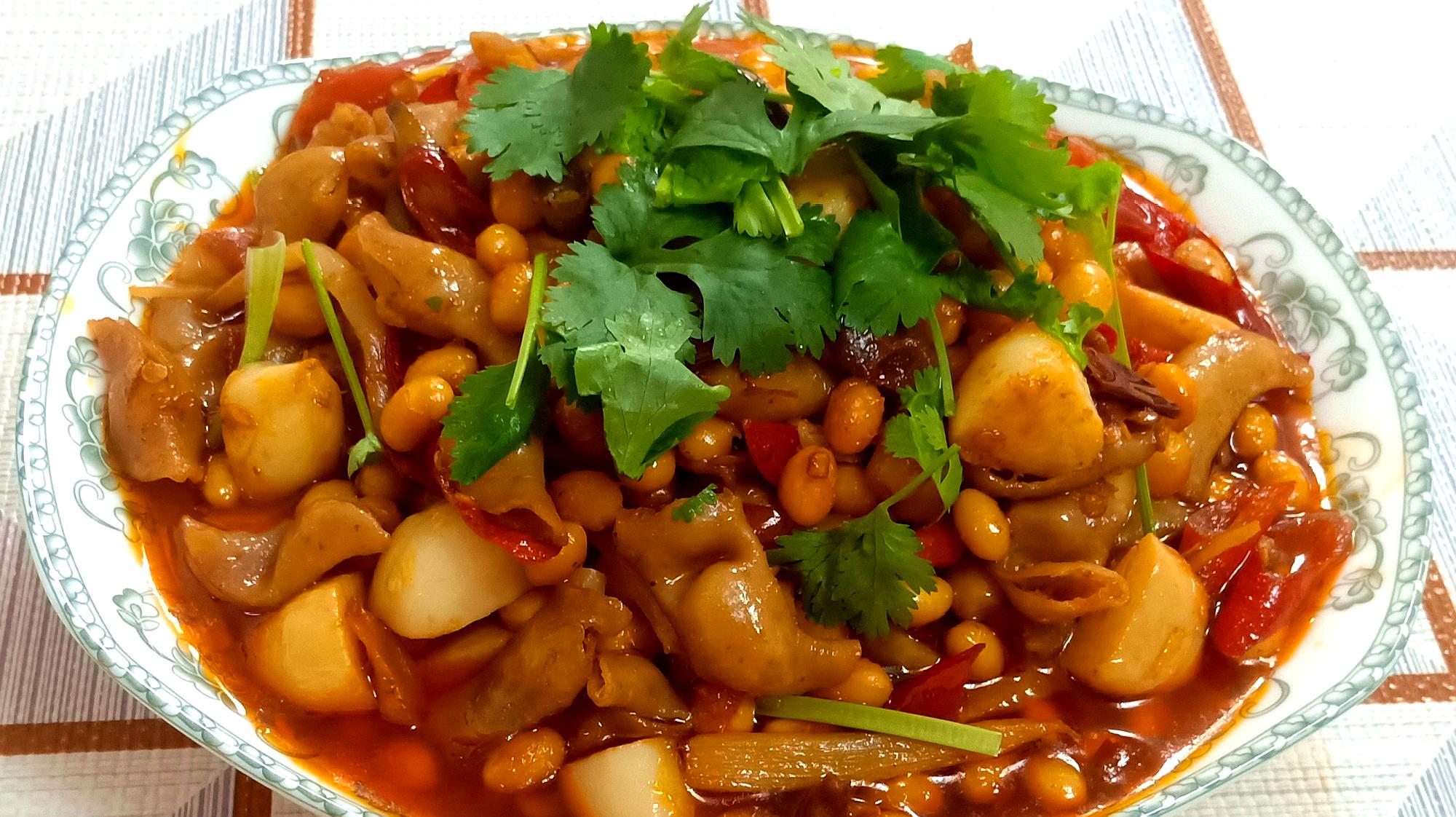 木子做的川味红烧肥肠,香辣入味肥而不腻,喜欢的朋友收藏起来