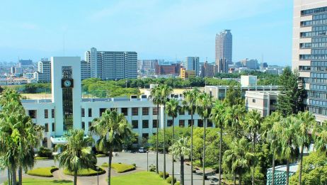 一分钟带你游遍大阪市立大学 爱言情