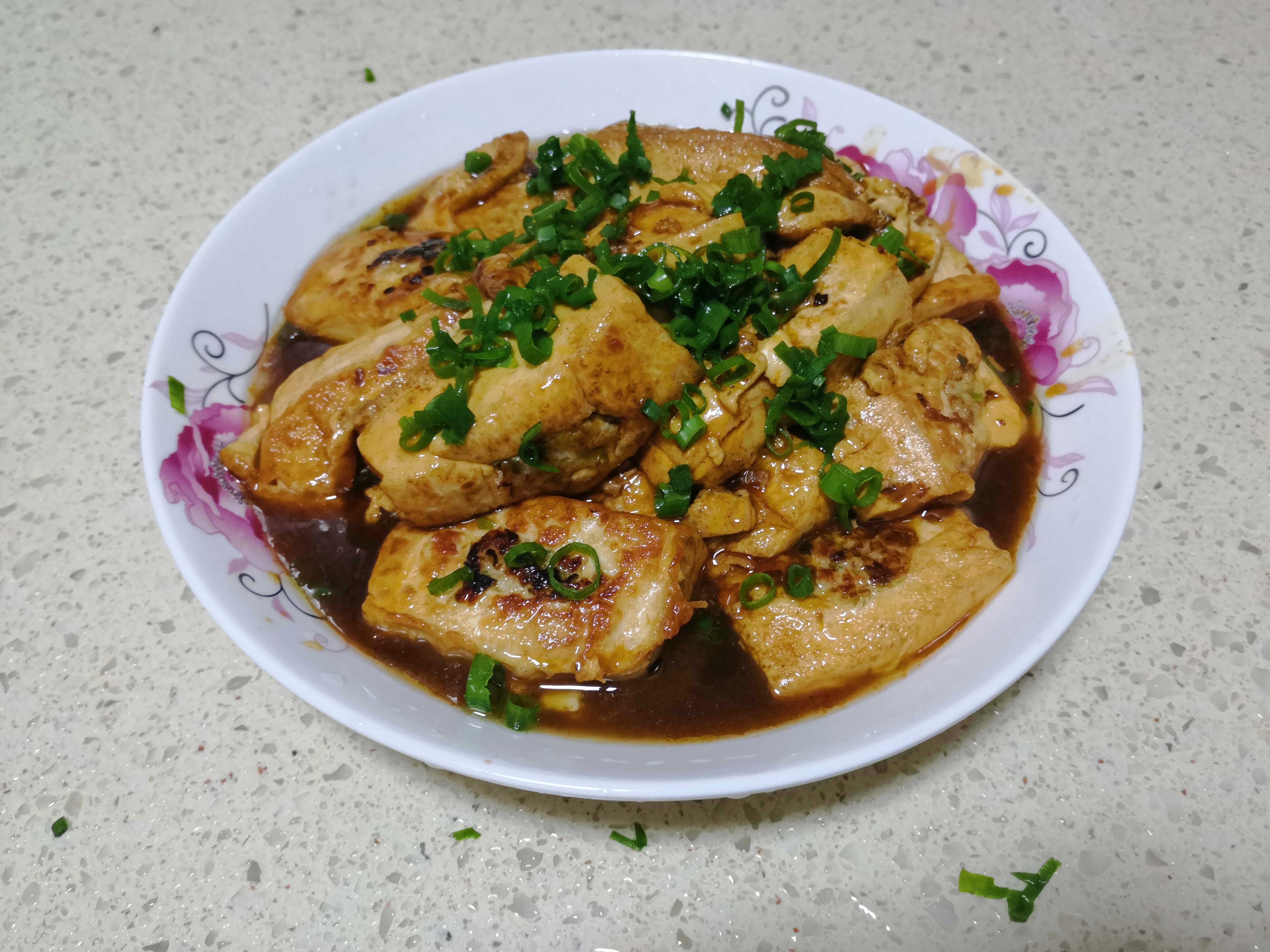 手把手教你做客家酿豆腐,营养又美味!