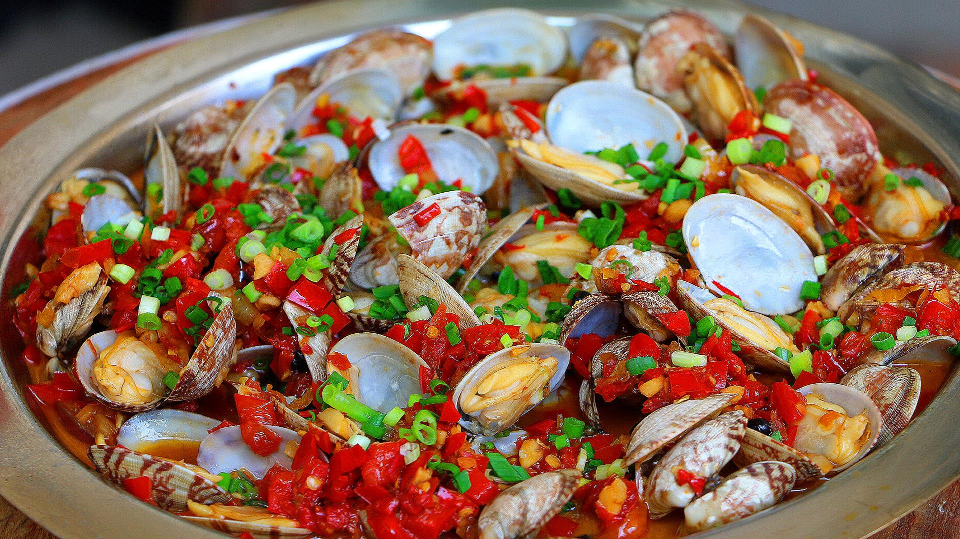 花甲这样做下饭又下酒,做法简单,比爆炒的好吃,比清蒸的入味