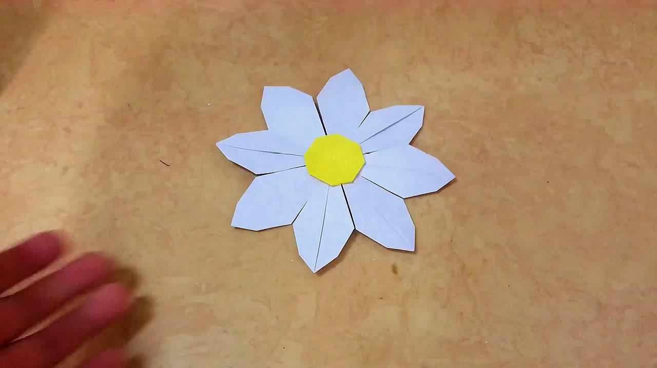 折纸太阳花其实一点也不难,快点学起来