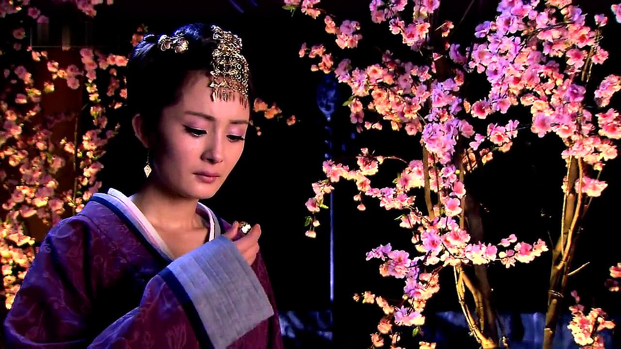 美人心计:雪鸢夹在皇后和周亚夫之间,不能两全,竟吞金自尽了