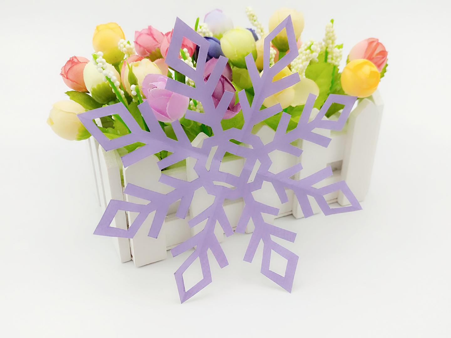 怎么用纸做雪花