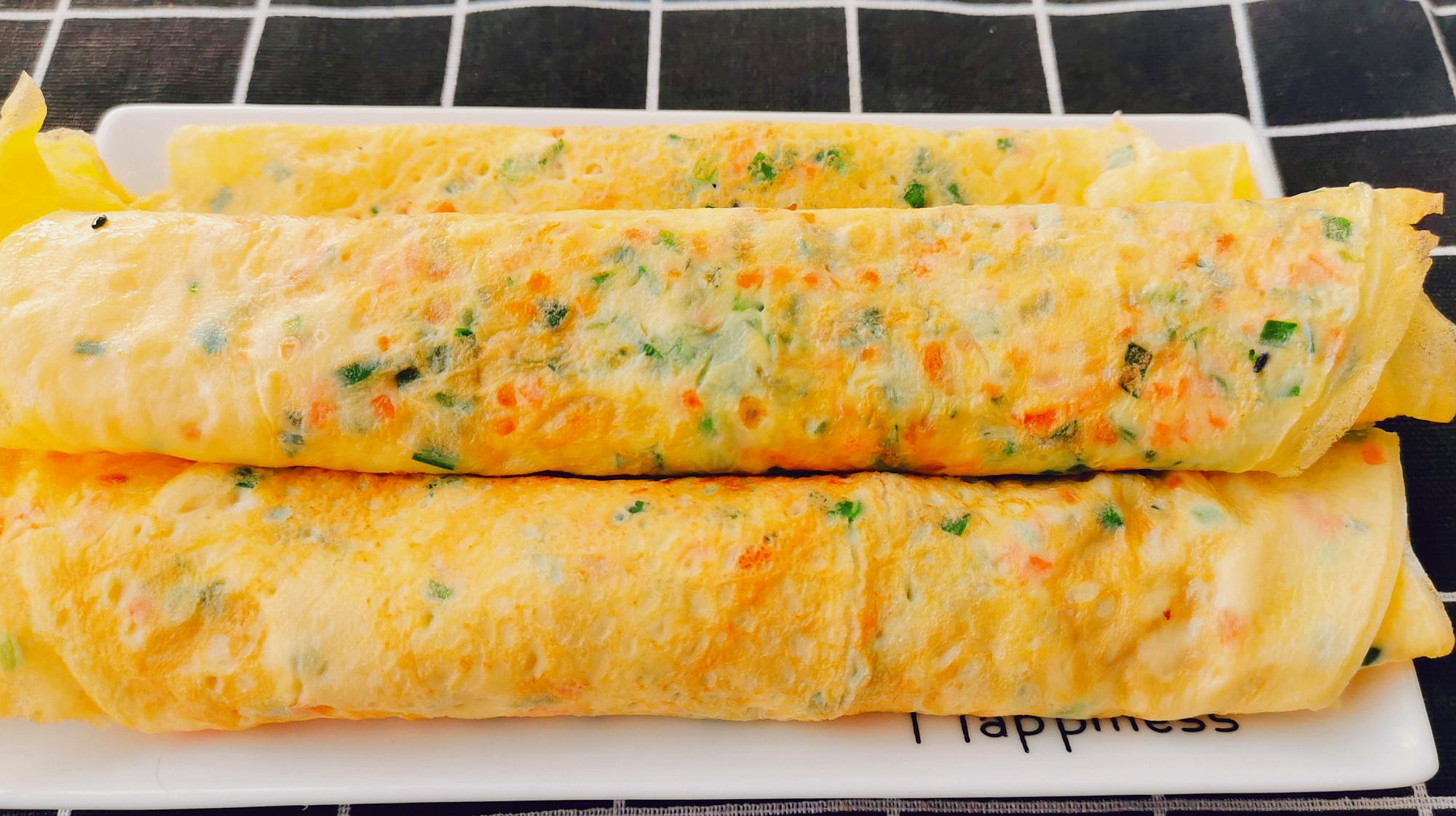 鸡蛋饼新做法,柔软鲜嫩,金黄诱人,10分钟完成,真的是太香了!