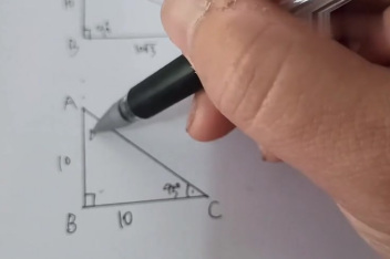 小学生直角三角形斜边怎么算 百度视频搜索