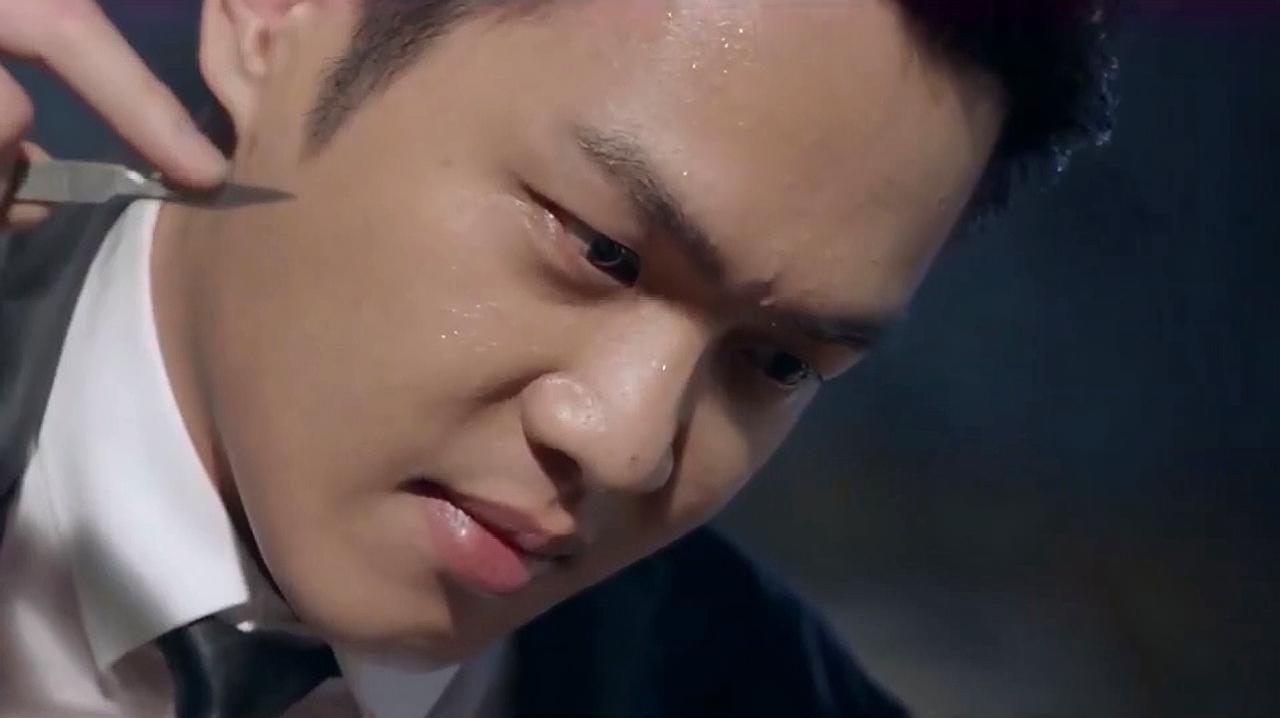 法医秦明:秦明拿女子的戒指救大宝,女子绝望大喊大叫