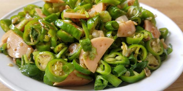 凉拌小米椒的做法,鲜辣脆,酸爽过瘾,你确定不学?