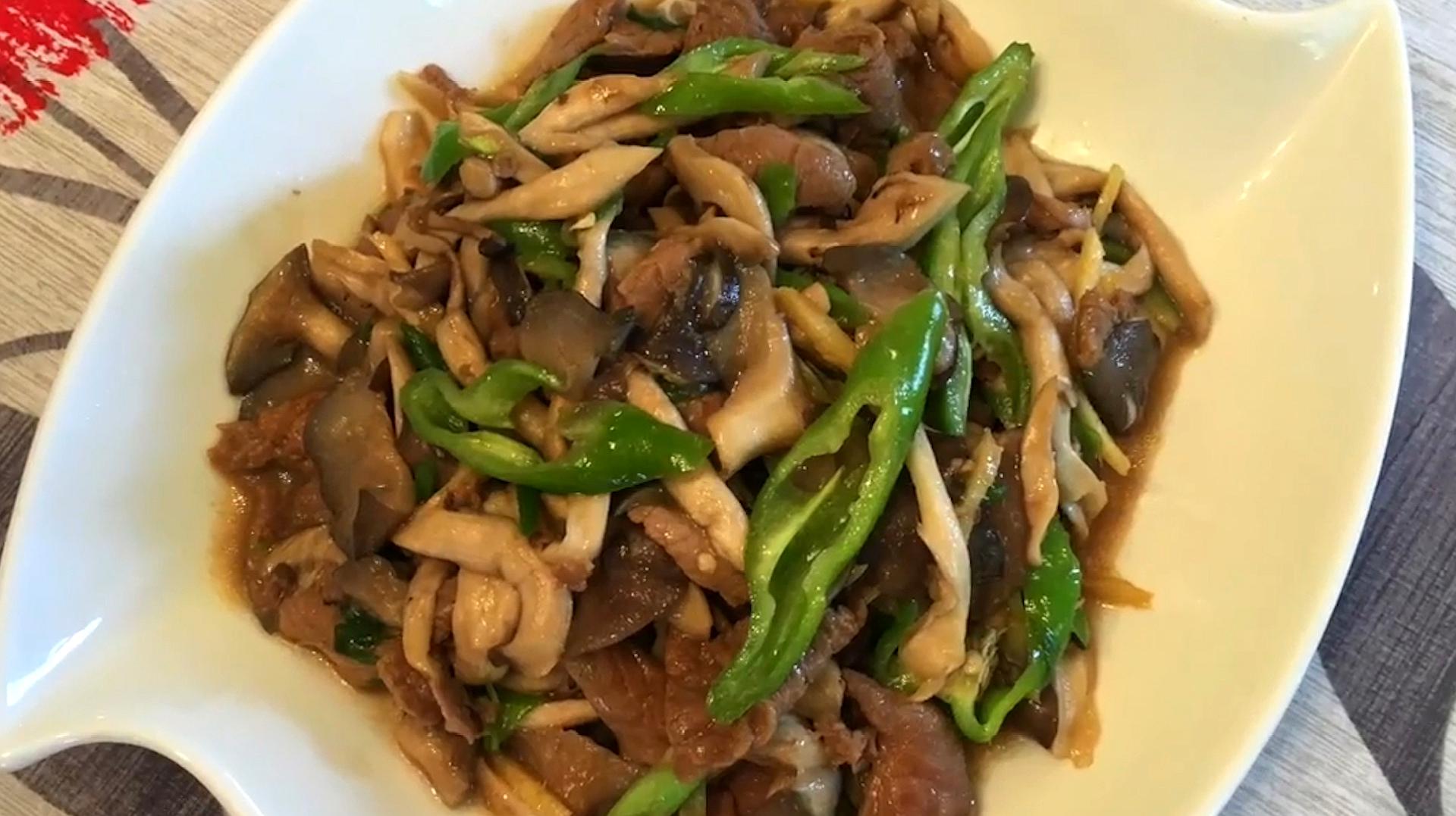 蘑菇炒肉片,做法简单,味道好的家常菜