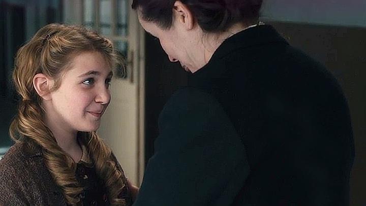 战争童话,《偷书贼》精彩片段速看,苟且偷生之下的人性光辉!