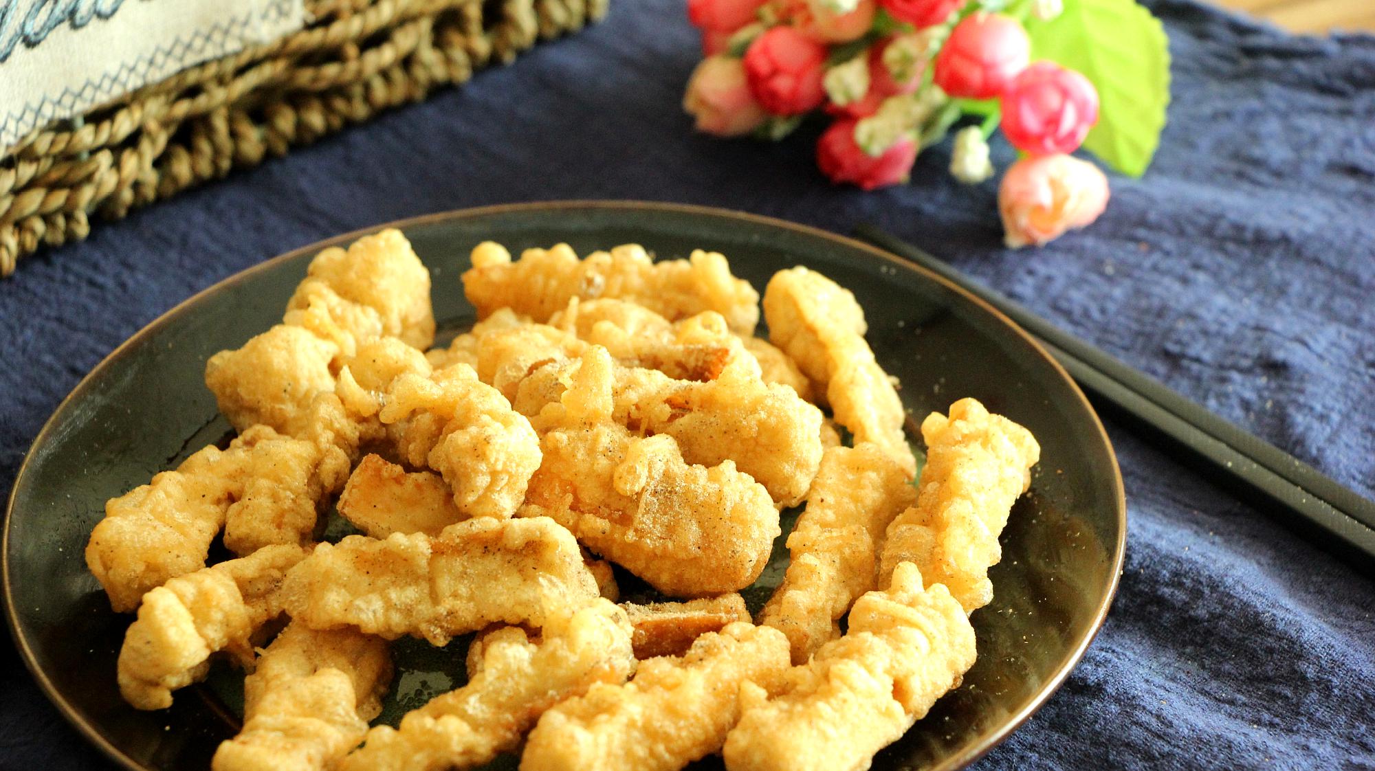 用杏鲍菇做一个好吃的零食,又快又简单,比肉还香,吃了会上瘾