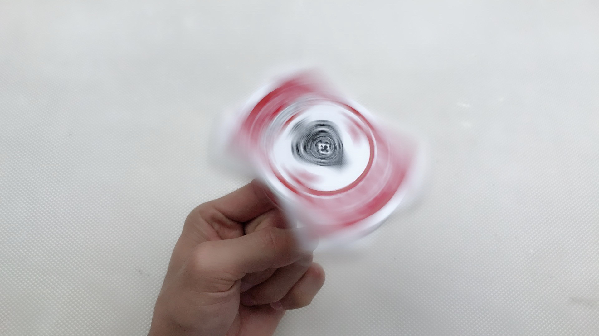 有什么简单好玩的小魔术