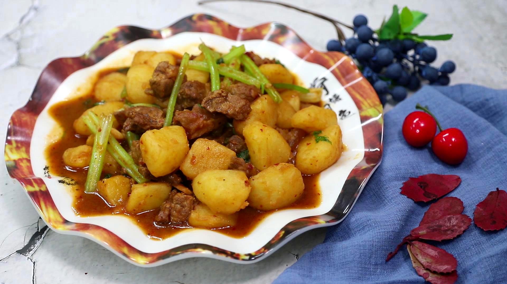 天冷了,牛腩烧土豆这样做真好吃,做法简单实用更靠谱