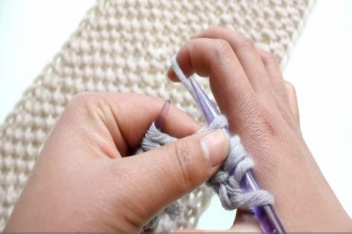 毛线围巾的各种织法[双桂花男士围巾]高清[高清版]_百度视频搜索